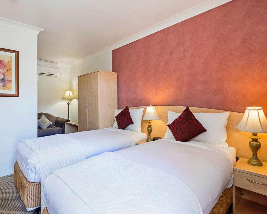 Country Plaza Motel Тари Номер фото