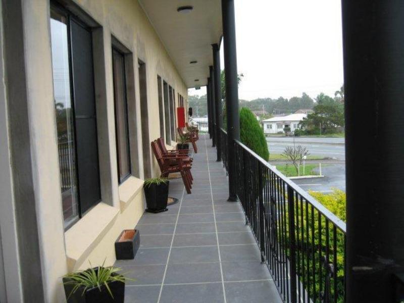 Country Plaza Motel Тари Экстерьер фото